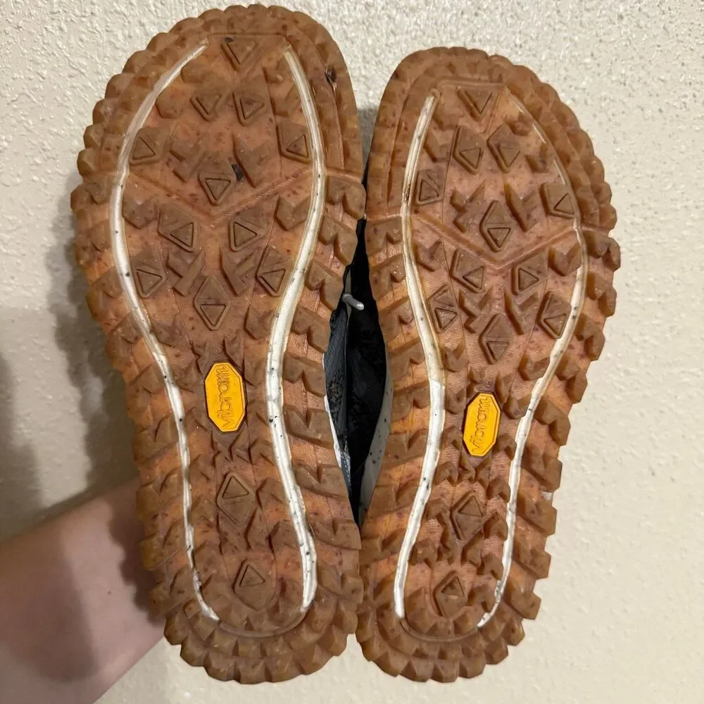 Womens Size 10 Merrell Antora 2